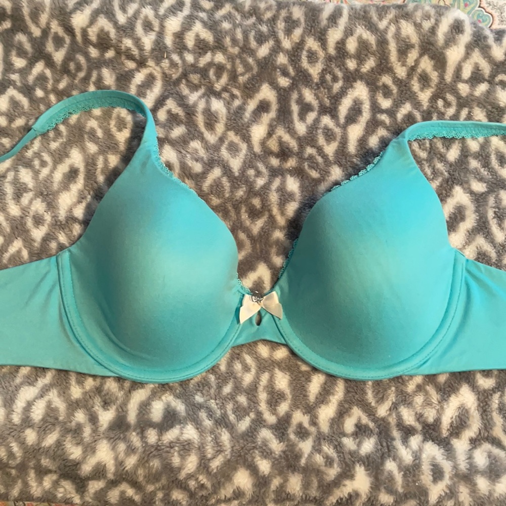 Body by Victoria lined perfect coverage